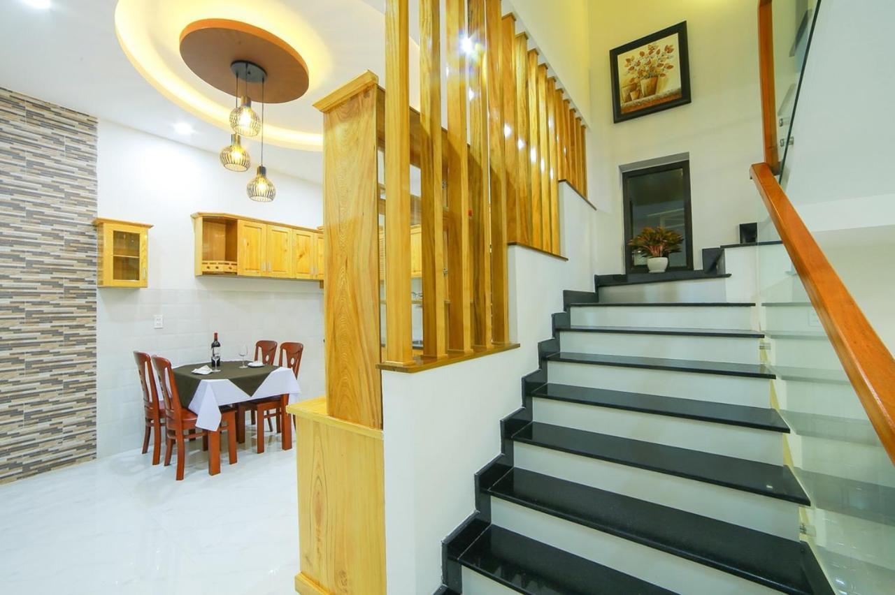 Nhu Y Homestay Хоян Екстер'єр фото