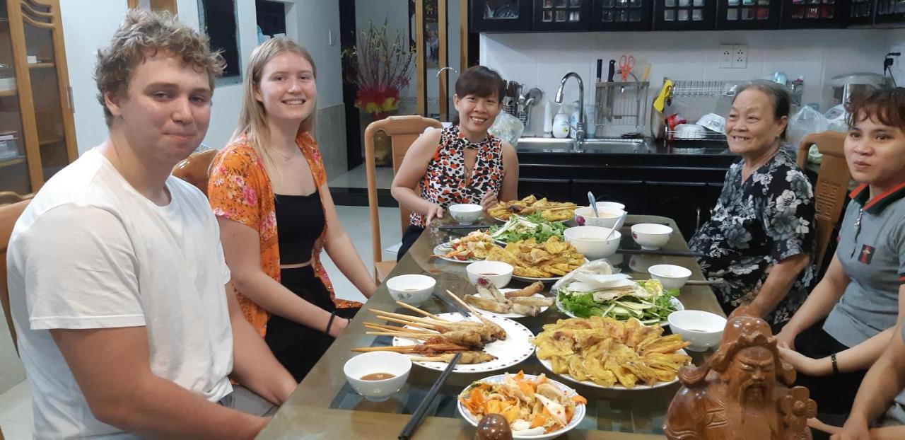 Nhu Y Homestay Хоян Екстер'єр фото